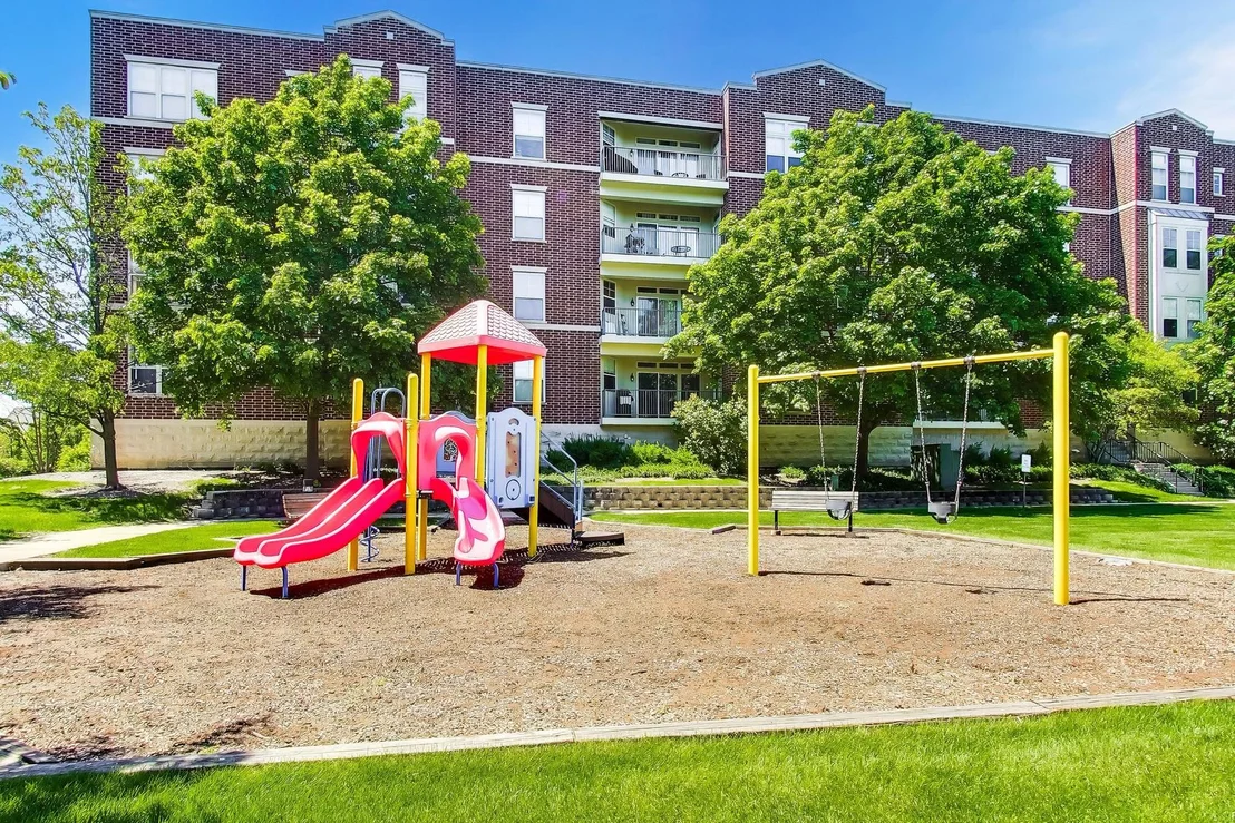 Photo of Unit 307 at 511 Prestwick Lane