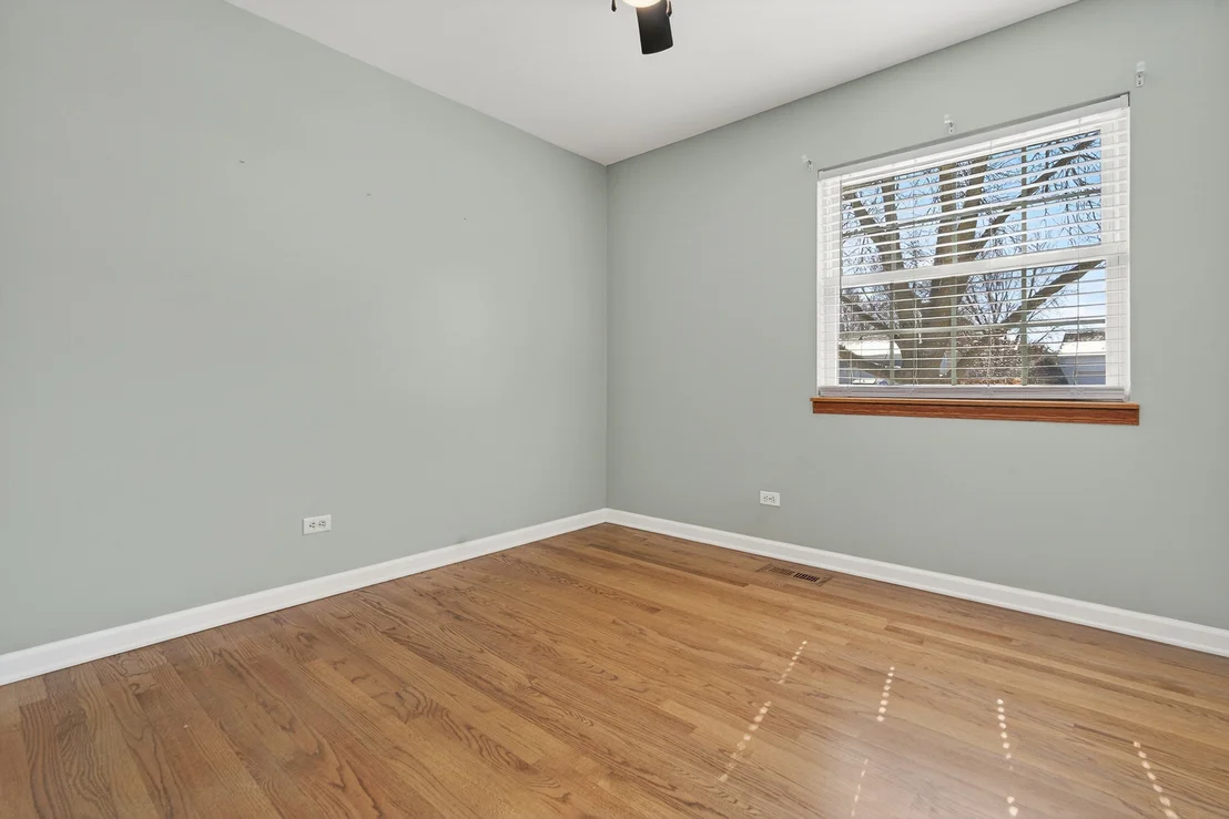 Photo of 1333 Purdue Avenue
