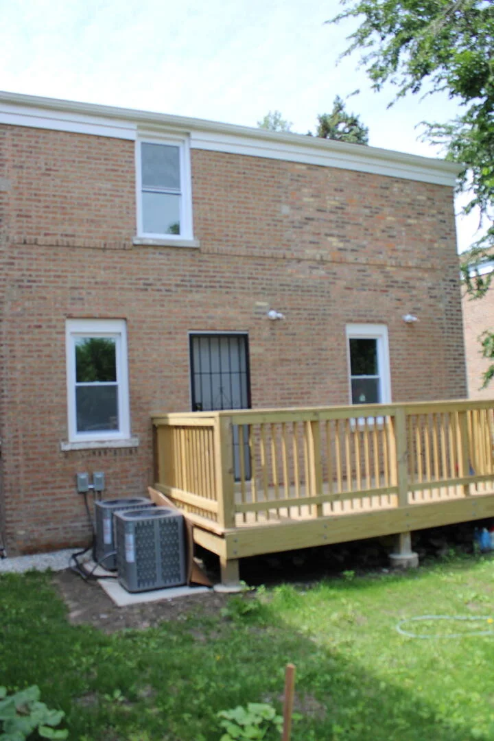 Photo of 1052 W 111th Place