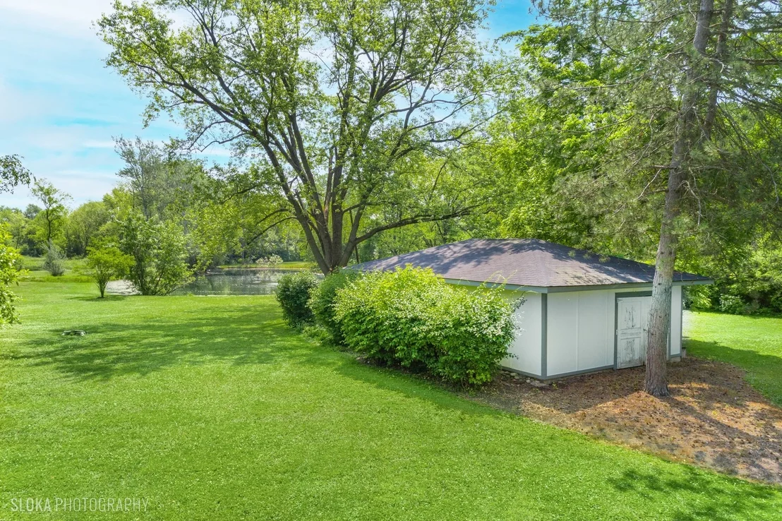 Photo of 153 Algonquin Road
