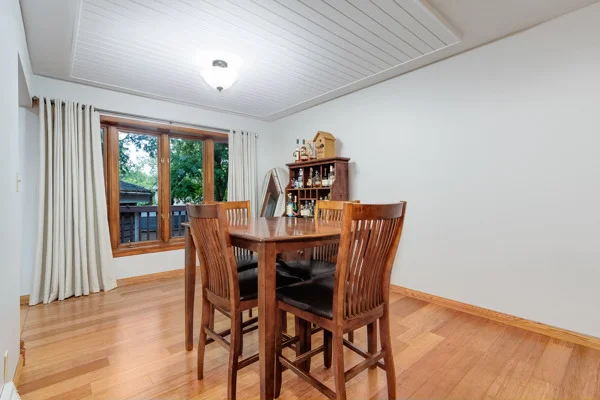 Photo of 143 Camelot Way