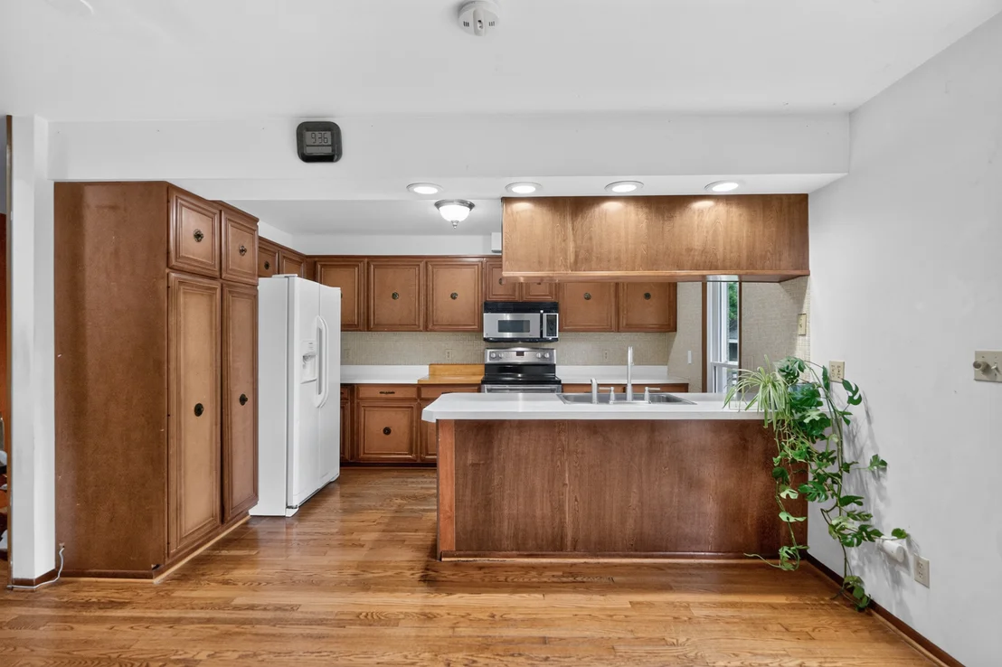 Photo of 32836 Genoa Road