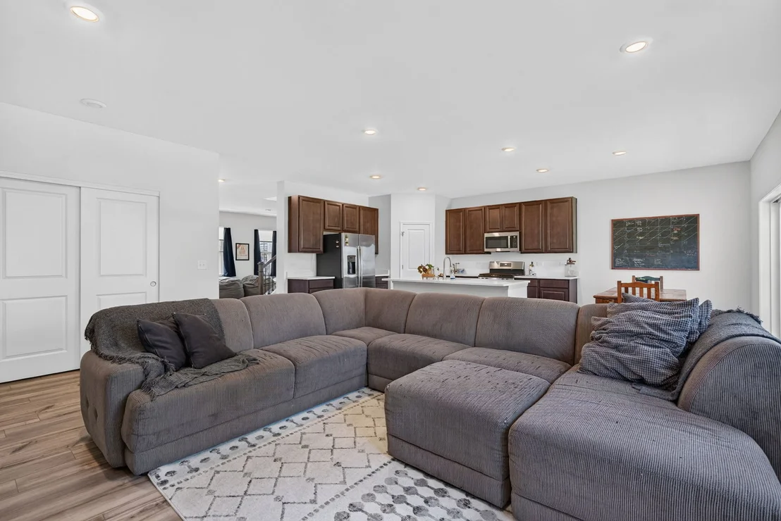 Photo of 8515 Rosehall Drive