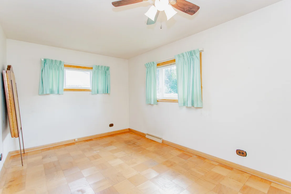 Photo of 255 W Walnut Avenue