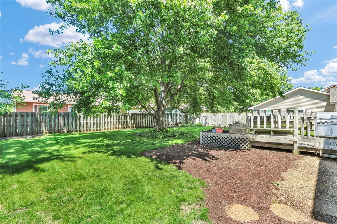 Photo of 613 Crestview Drive