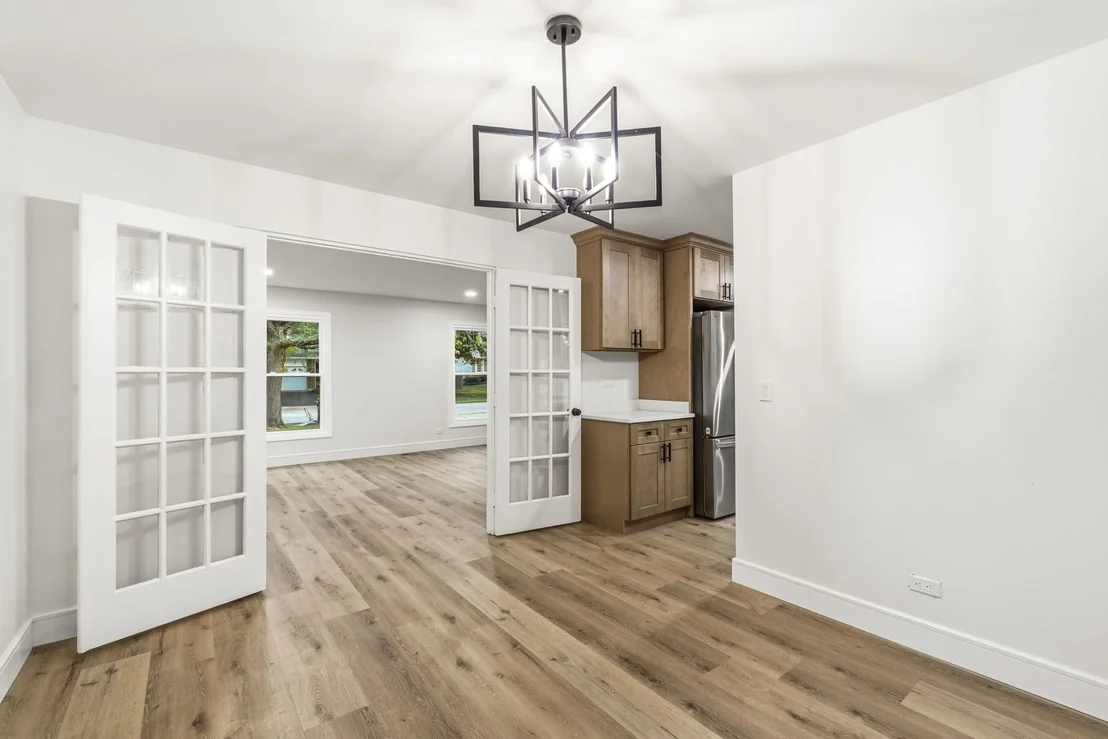 Photo of 1080 Dresden Drive