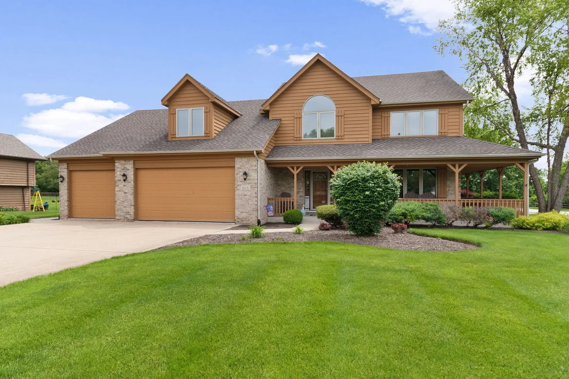 Photo of 1223 Leinster Drive
