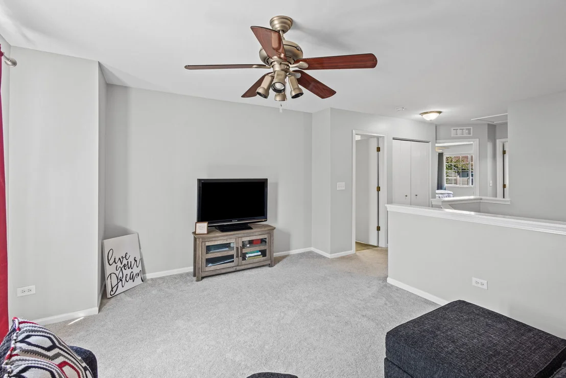 Photo of 1104 Colonial Drive