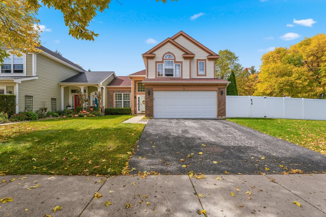 Photo of 568 Cambridge Drive