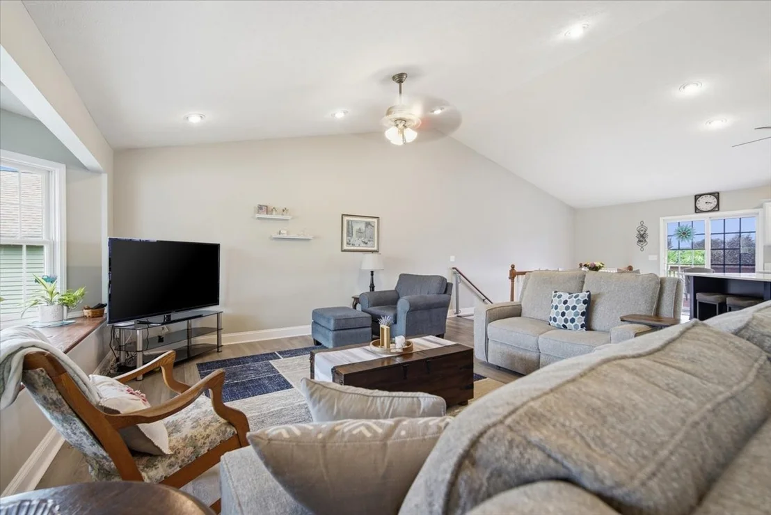 Photo of 2706 Stratmoor Drive