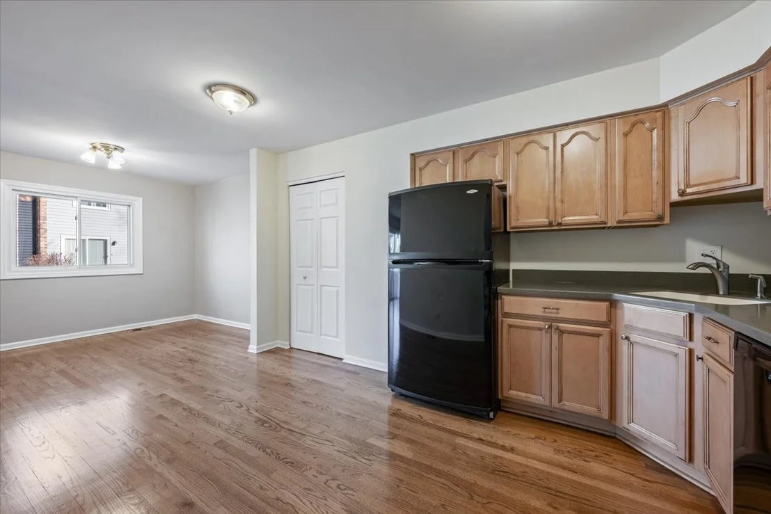 Photo of 709 Lakeside Circle Drive