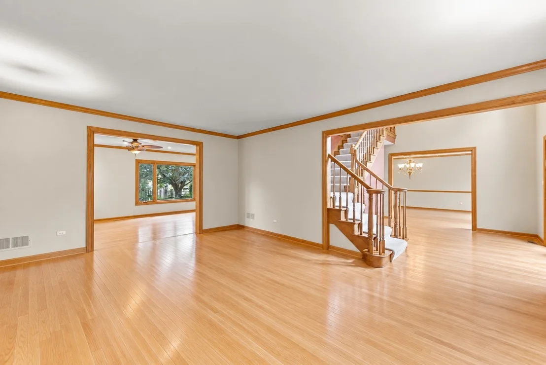 Photo of 8S765 Singletree Lane