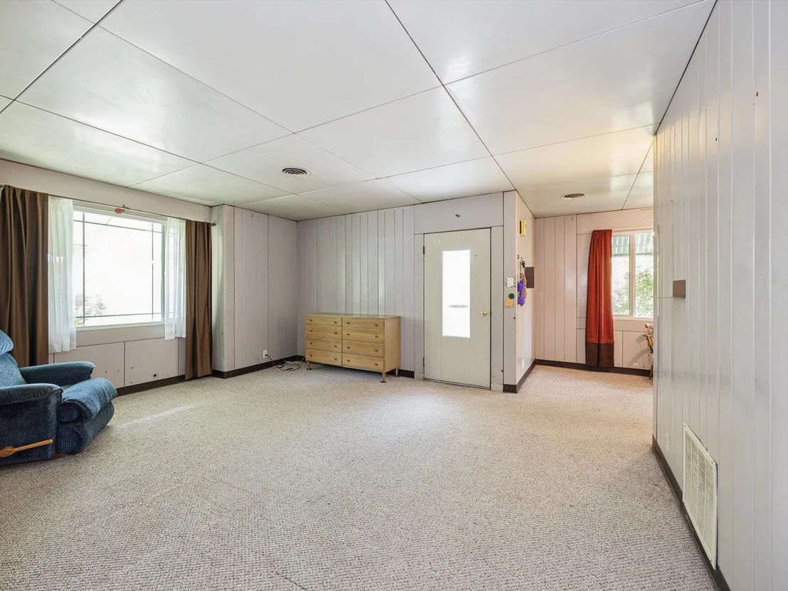 Photo of 3930 Park Avenue