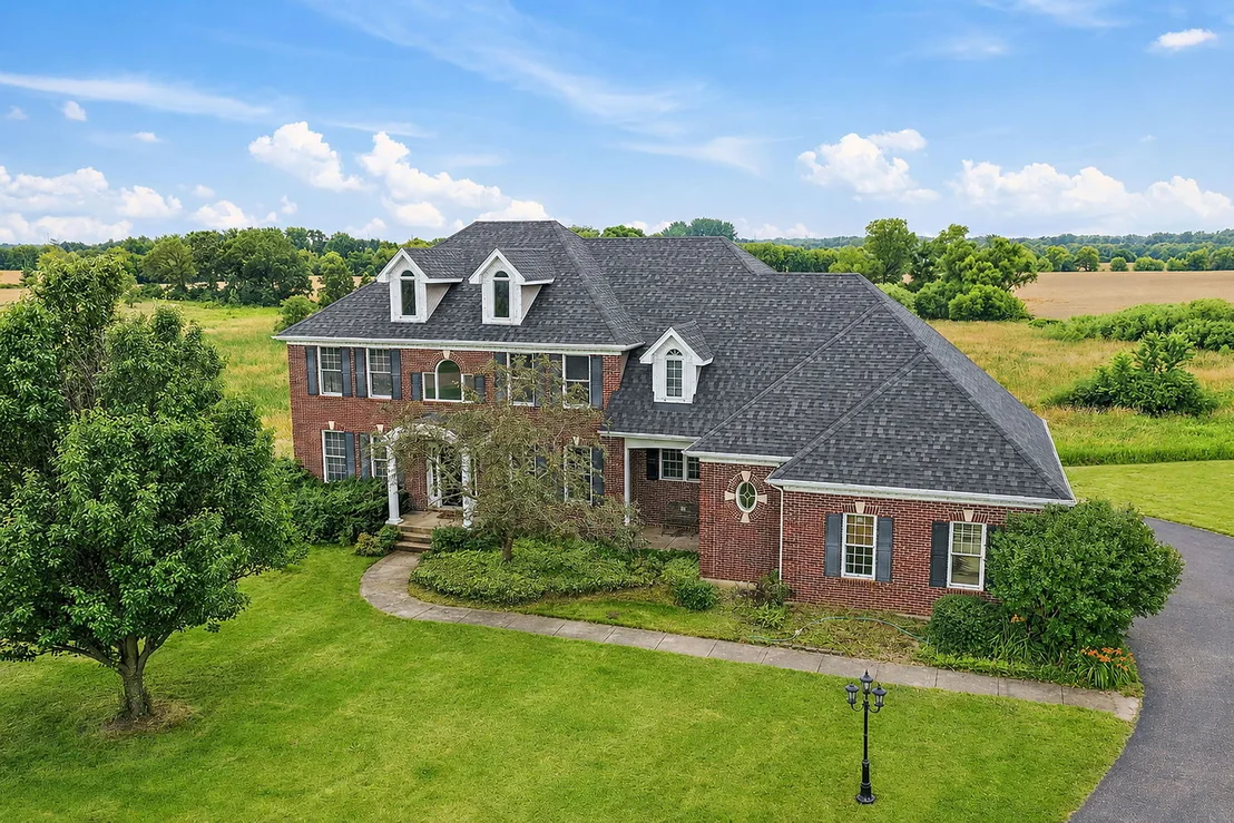 Photo of 1365 Pheasant Trail