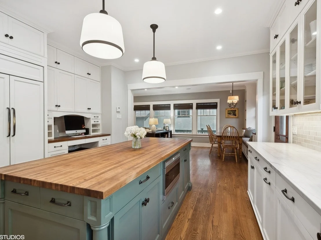 Photo of 2413 Park Place