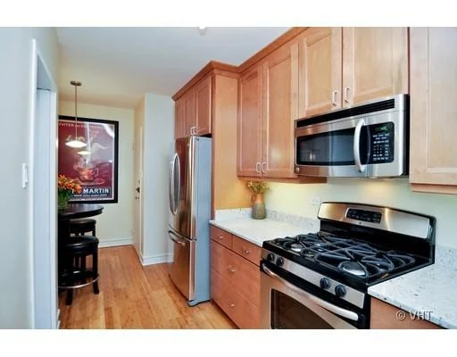 Photo of Unit 708 at 1585 Ridge Avenue