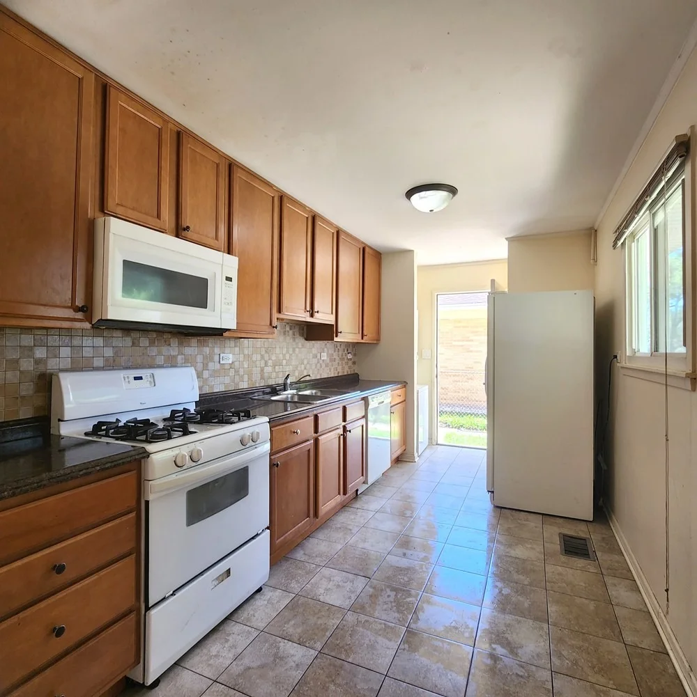 Photo of 245 E Dennis Road