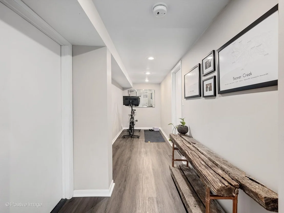 Photo of 715 Crest Street