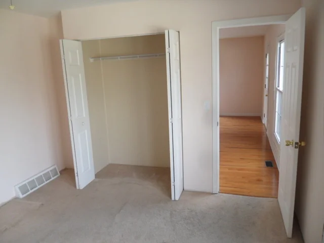 Photo of 841 N Eagle Street