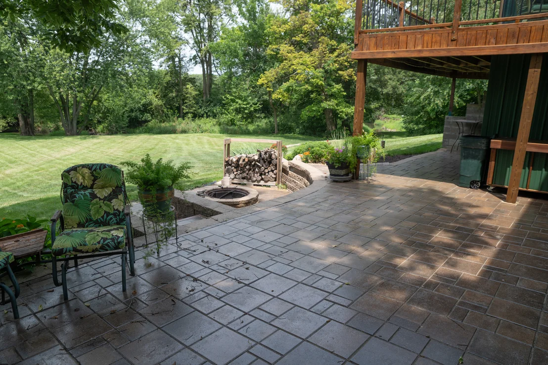 Photo of 37322 Comanche Drive