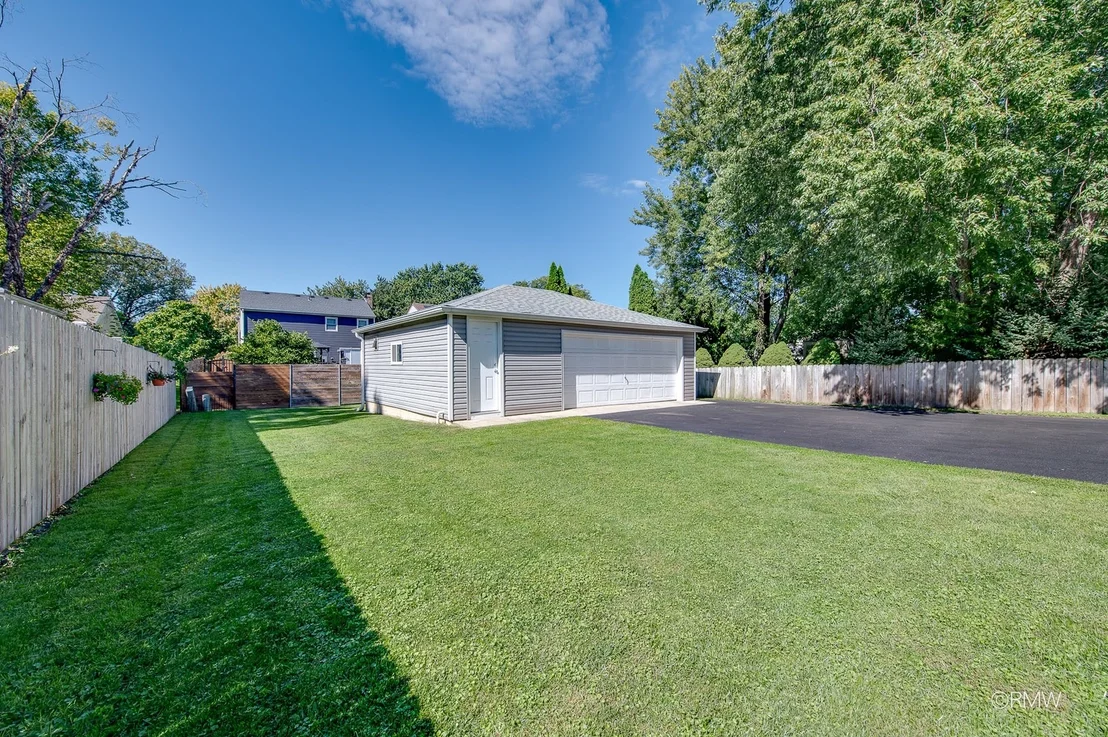 Photo of 0S068 Cottonwood Drive