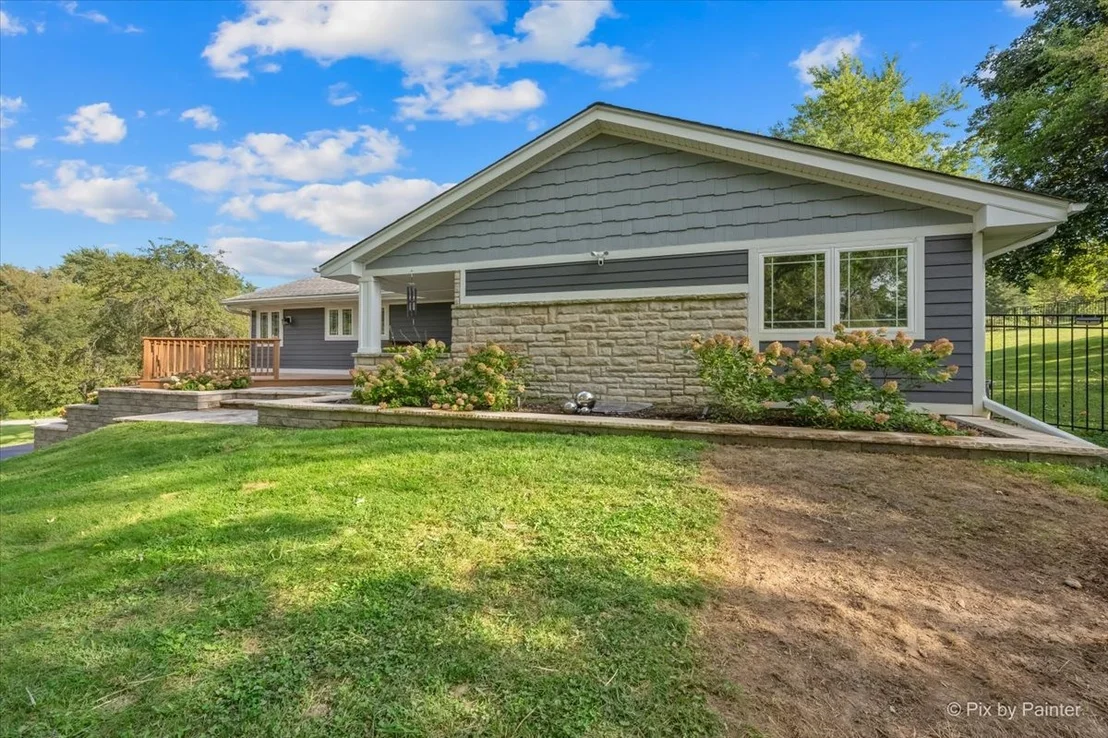 Photo of 506 Lakepoint Drive