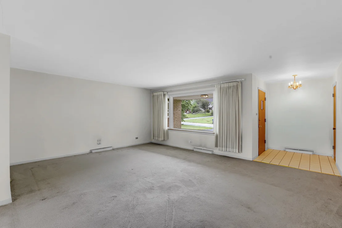 Photo of 270 Crescent Drive