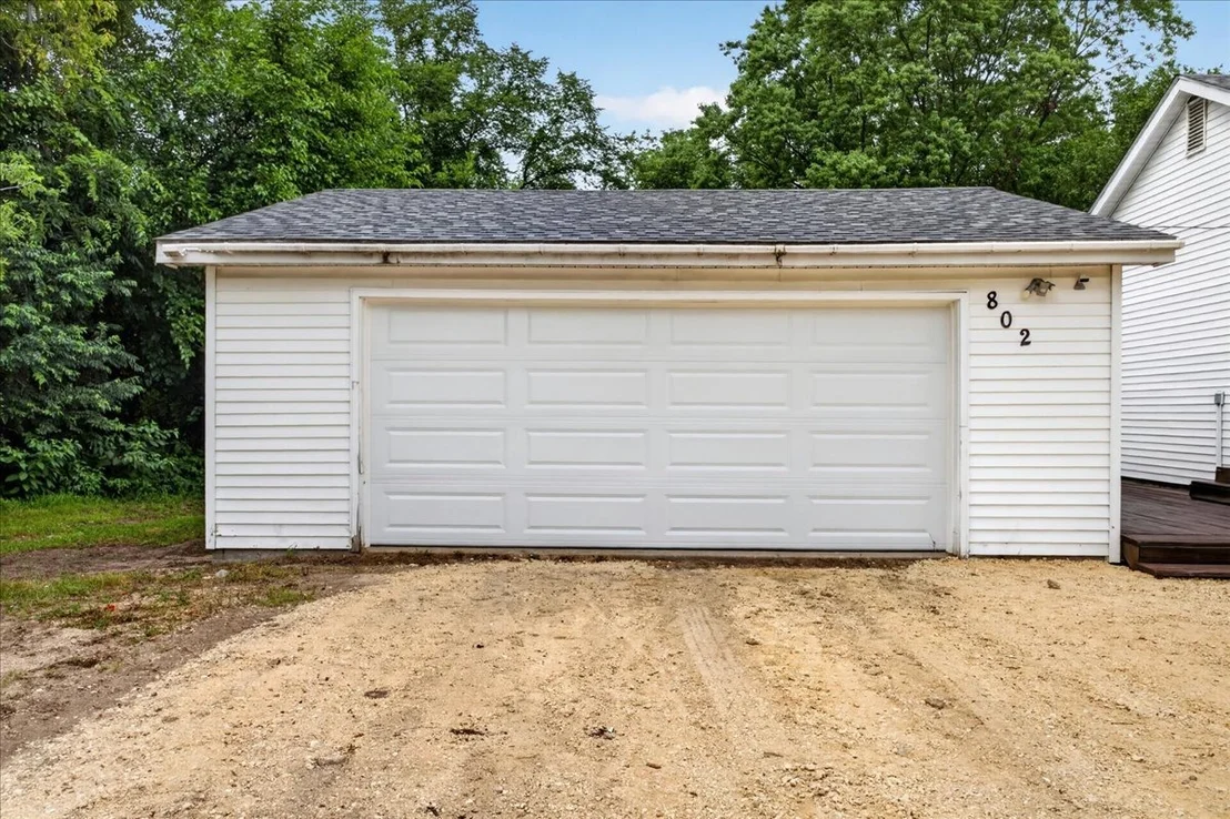 Photo of 802 Darwin Drive