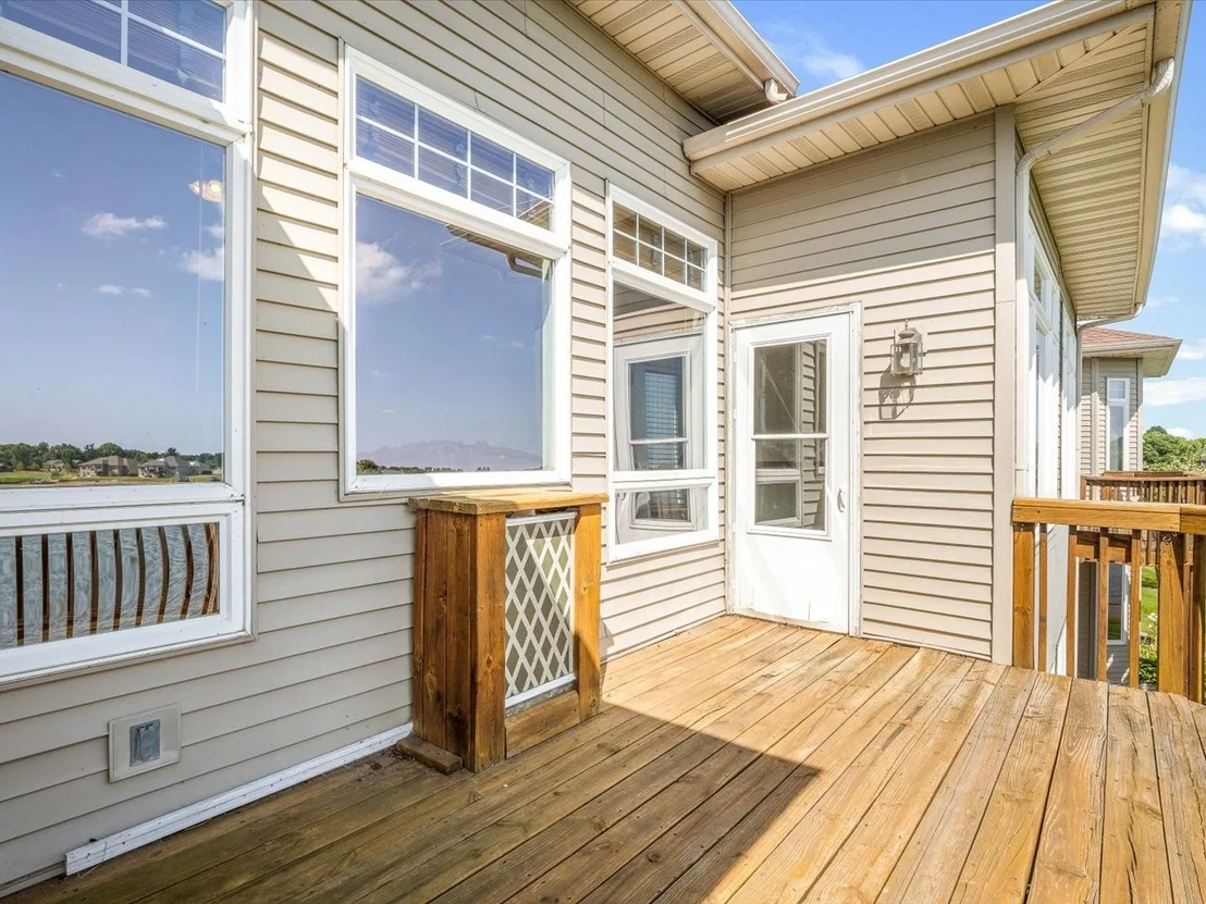Photo of Unit 0 at 3729 Lakeview Drive