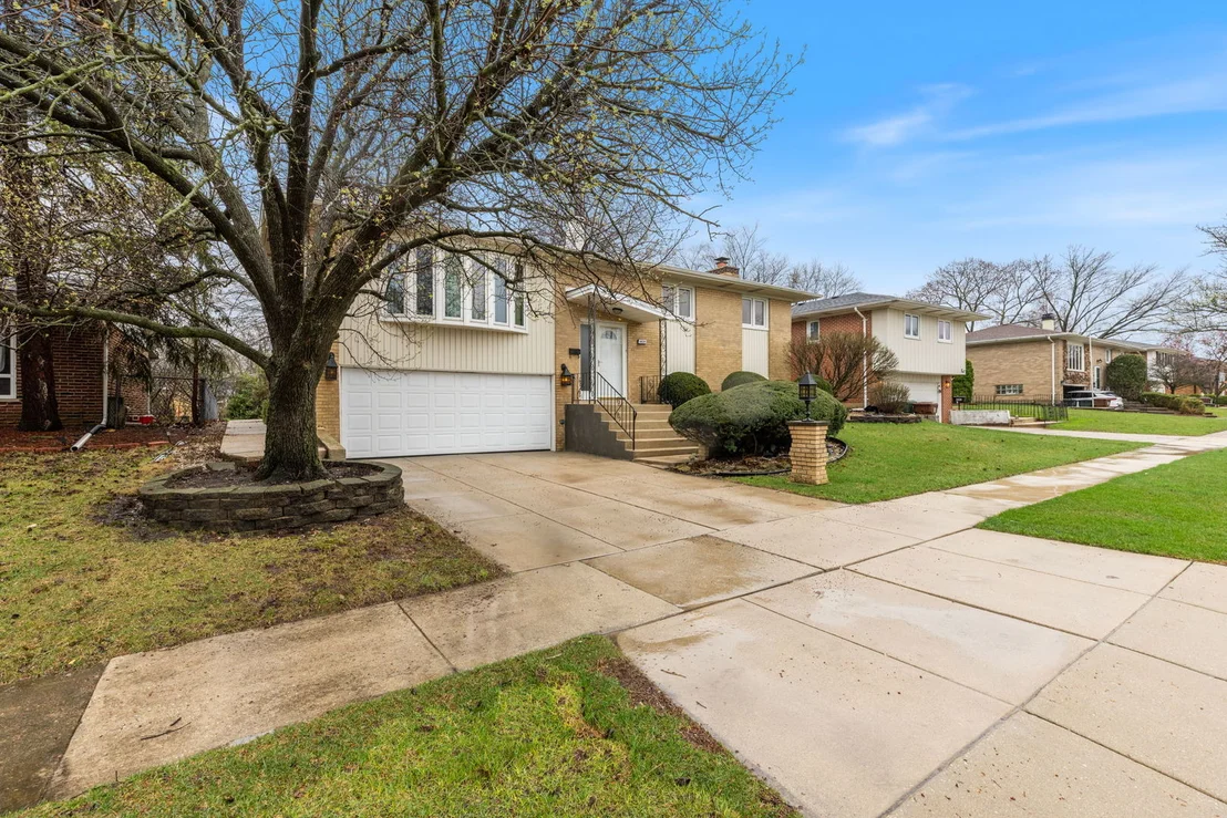 Photo of 6424 Cedar Road