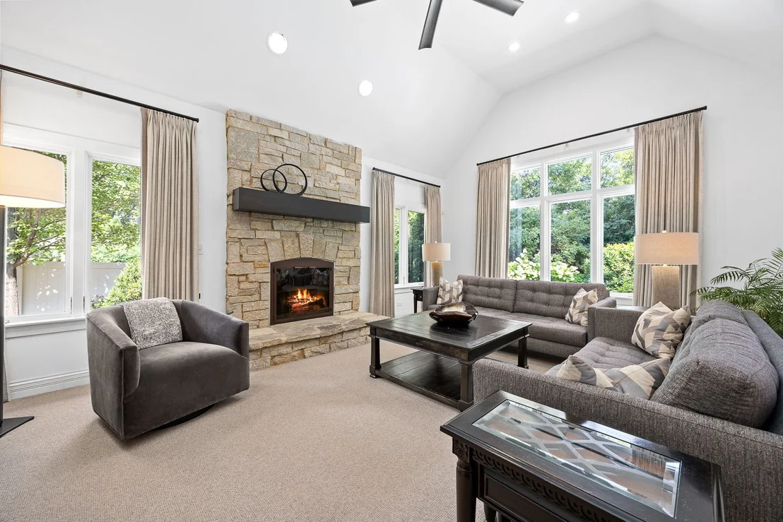 Photo of 331 Brookside Circle