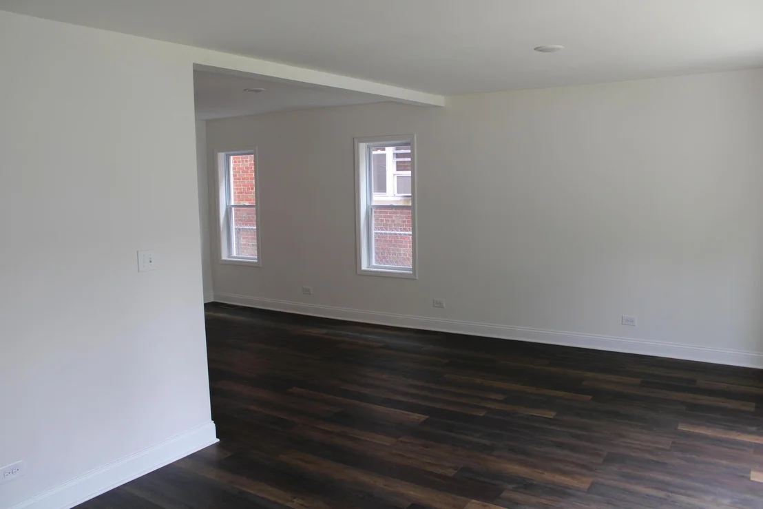 Photo of 1052 W 111th Place