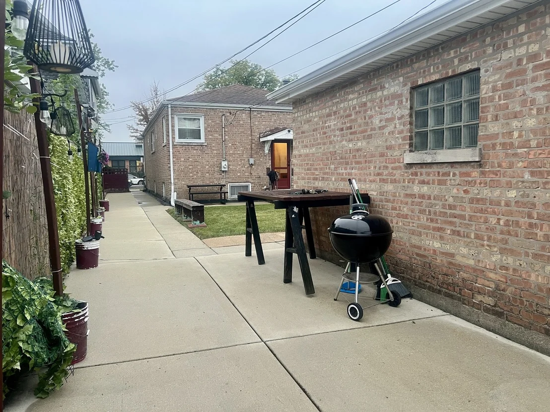 Photo of 3820 W 57th Place