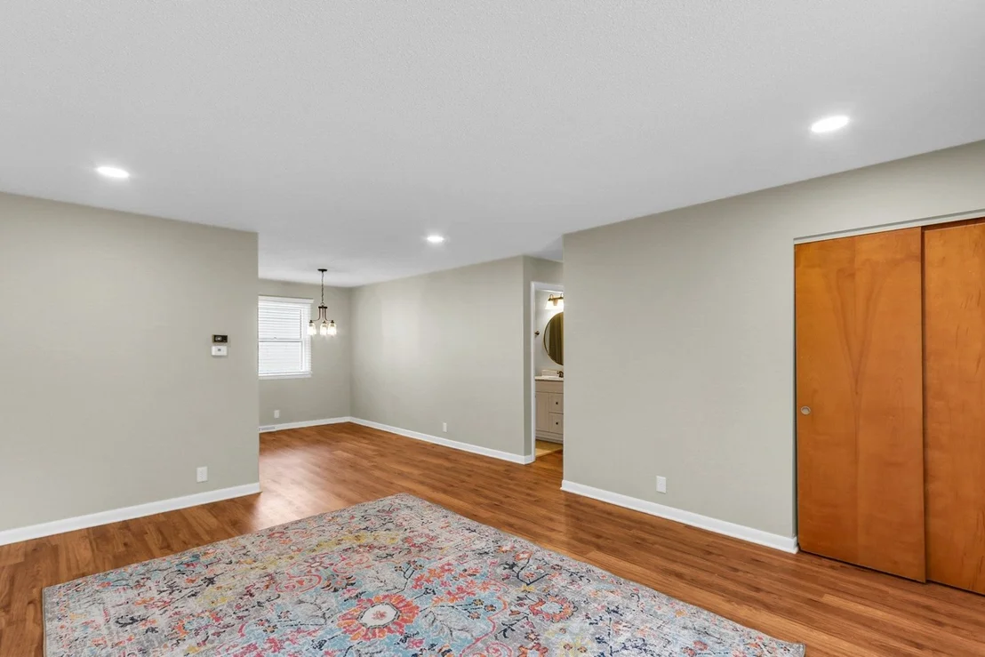 Photo of 2009 Crescent Drive