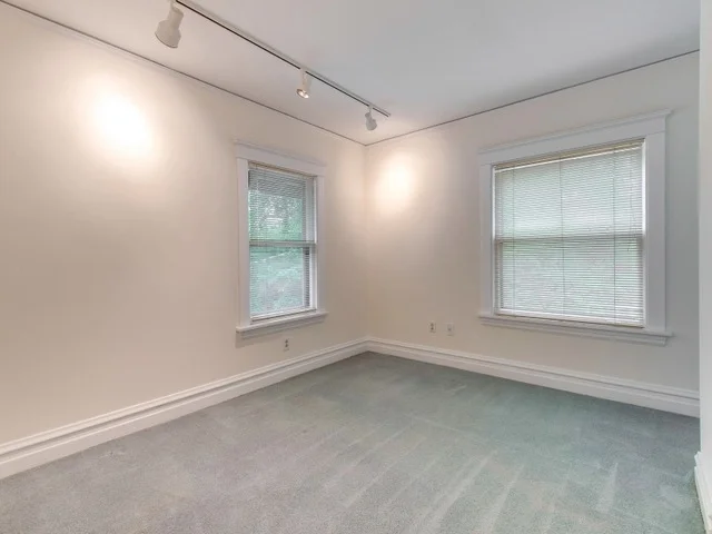 Photo of 1304 Wesley Avenue