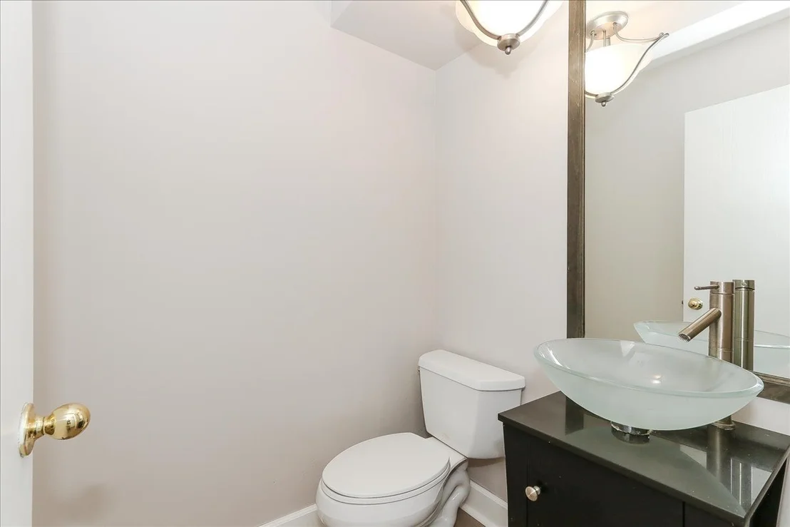 Photo of 4990 Lichfield Drive