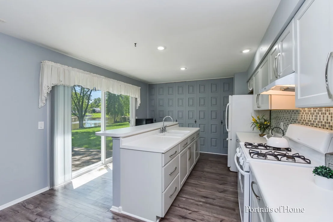 Photo of 40 Cayman Drive