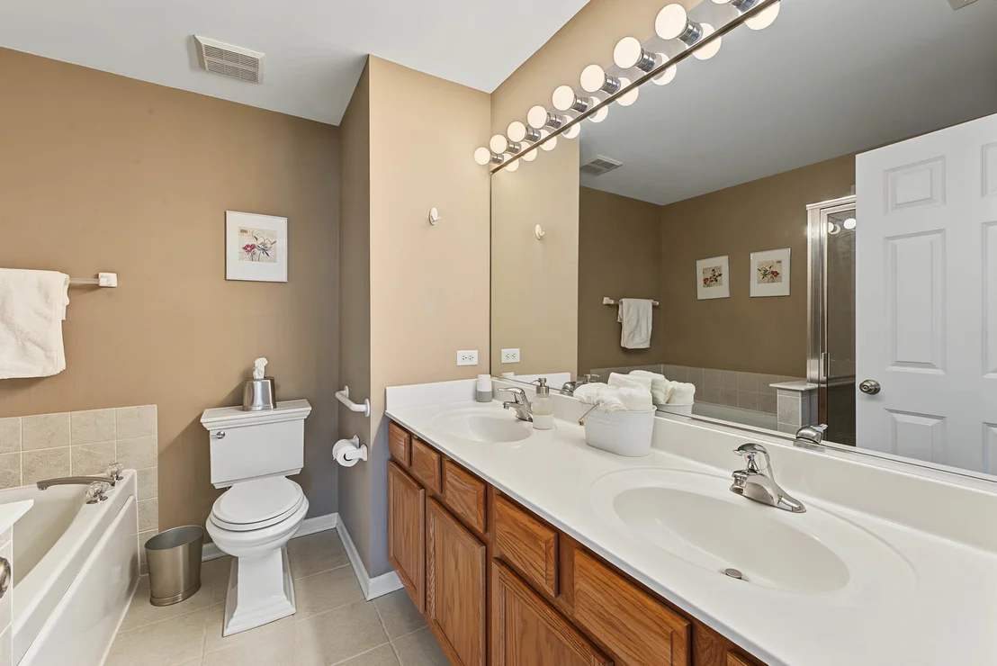 Photo of 2410 Georgetown Circle