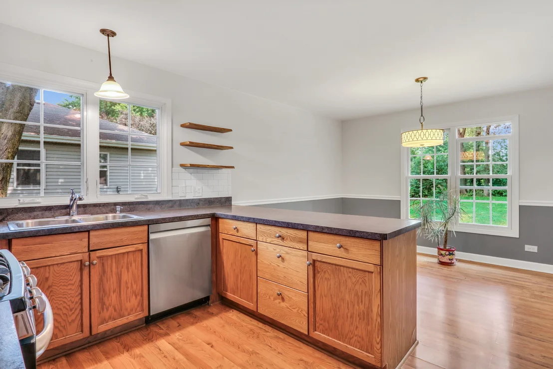 Photo of 1612 N Leonard Avenue