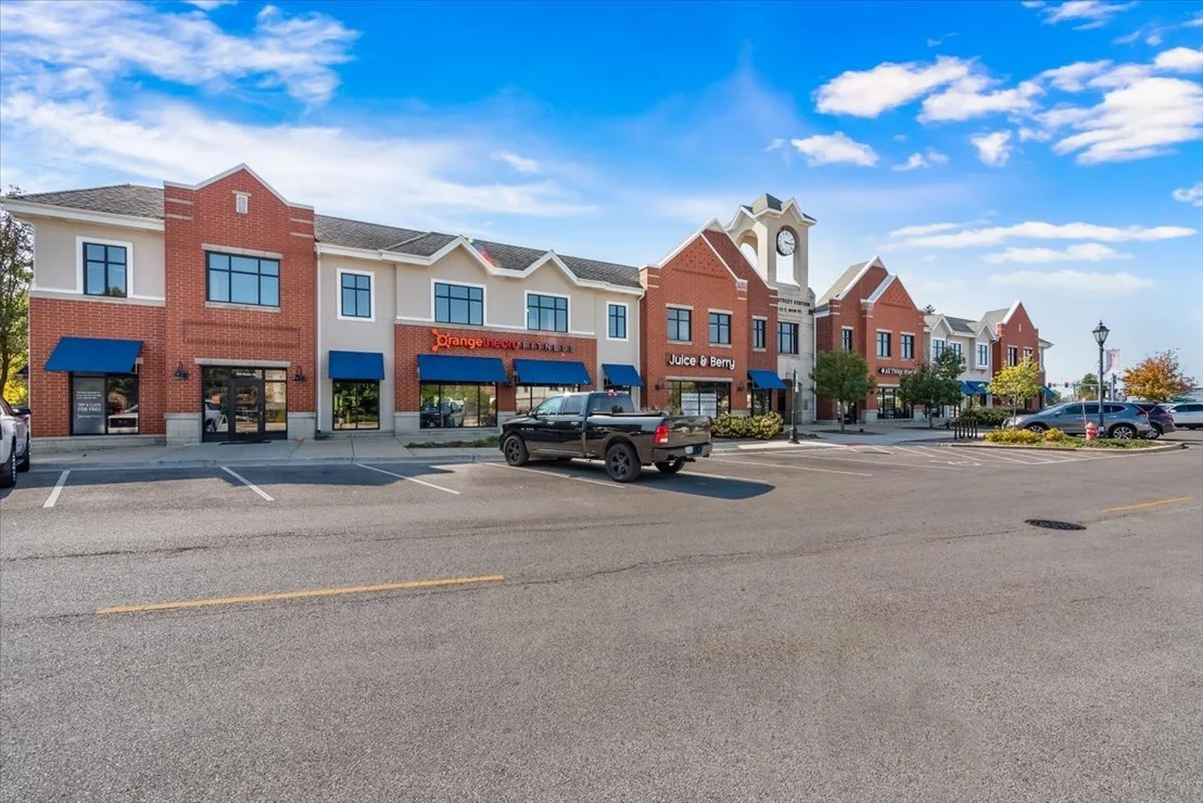 Photo of 24 W Devon Avenue