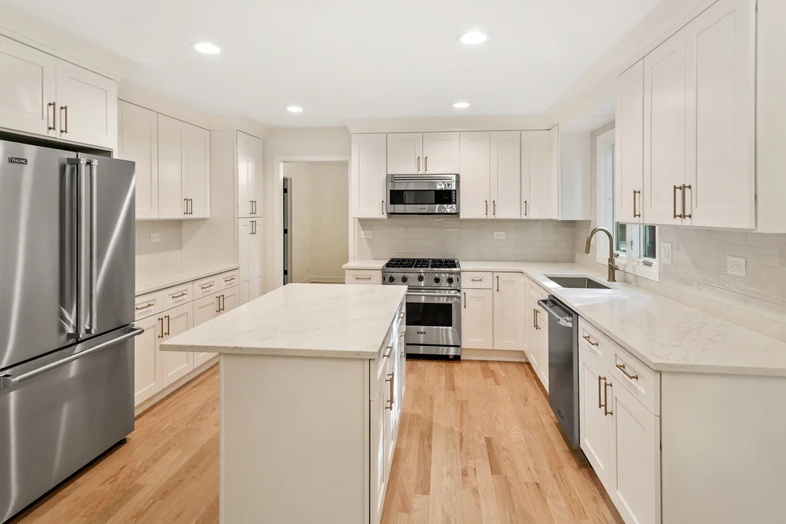 Photo of 710 Alexandria Drive