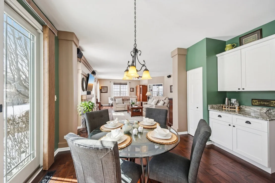 Photo of 1195 Hadley Circle