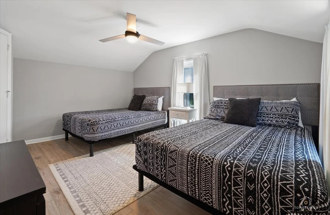 Photo of 116 N 7th Avenue