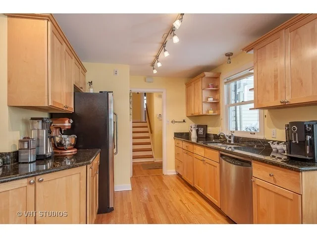 Photo of 730 Forest Road