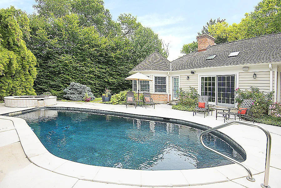 Photo of 1185 Hill Road