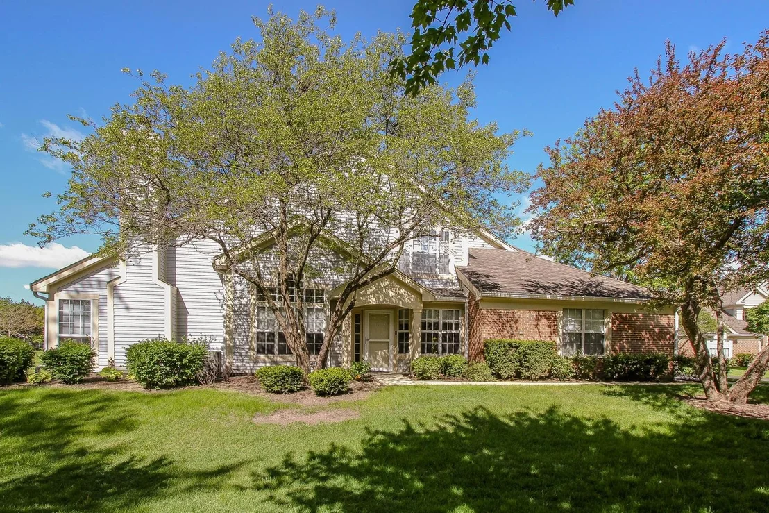 Photo of Unit 1 at 446 Cromwell Circle