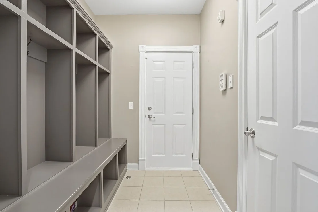 Photo of 3212 Rollingridge Road