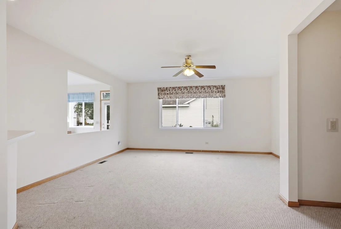 Photo of 623 Saugatuk Circle