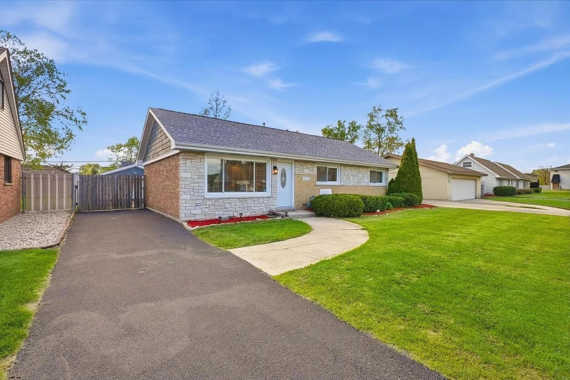 Photo of 8718 Cranbrook Lane