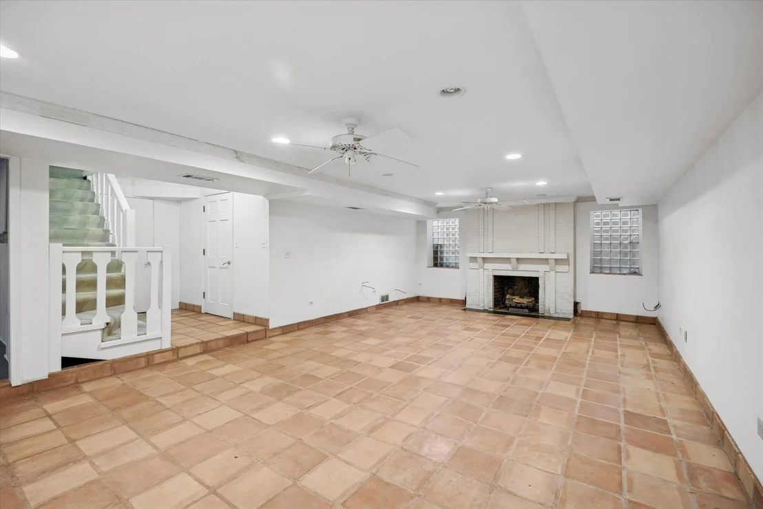 Photo of 220 Maplewood Road